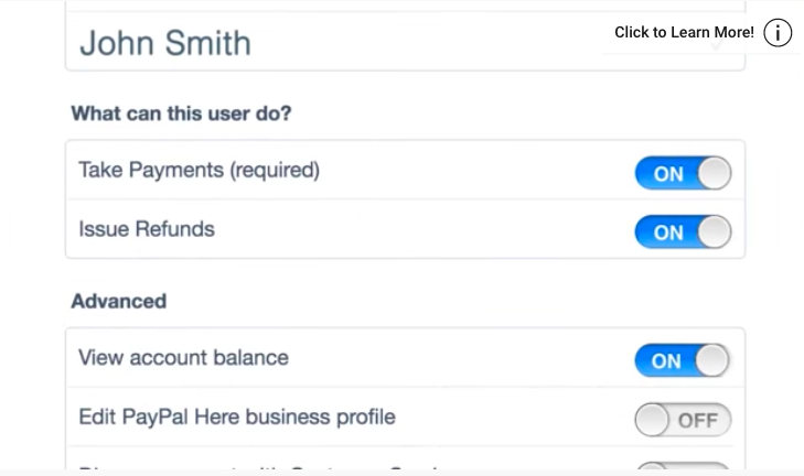 Une capture d'écran de l'application mobile PayPal Here pour gérer les employés et attribuer des autorisations.